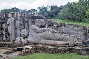 polonnaruwa gal viharaya
