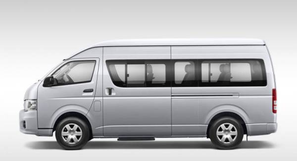 Toyota Hiace mini bus